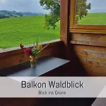 Eger - Entspannter Urlaub Mit Baby & Kleinkind - Wahlweise Modern Oder Guenstige Fewos - Ruhig Am Ende Der Strasse - Kaelbchen Fuettern - Traktor Fahren - Freie Fahrt Mit Den Hoernerbahnen In Sommersaison - E-ladestation - E-bike Verlei