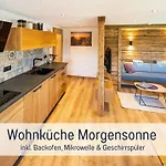 Eger - Entspannter Urlaub Mit Baby & Kleinkind - Wahlweise Modern Oder Guenstige Fewos - Ruhig Am Ende Der Strasse - Kaelbchen Fuettern - Traktor Fahren - Freie Fahrt Mit Den Hoernerbahnen In Sommersaison - E-ladestation - E-bike Verlei Immenstadt im Allgäu