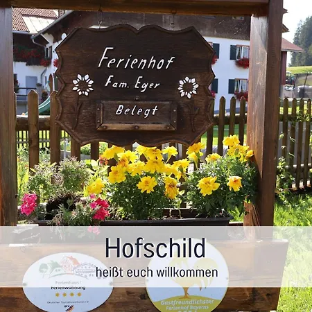 Eger - Entspannter Urlaub Mit Baby & Kleinkind - Wahlweise Modern Oder Guenstige Fewos - Ruhig Am Ende Der Strasse - Kaelbchen Fuettern - Traktor Fahren - Freie Fahrt Mit Den Hoernerbahnen In Sommersaison - E-ladestation - E-bike Verlei Apartment *
