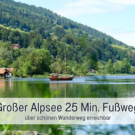 Eger - Entspannter Urlaub Mit Baby & Kleinkind - Wahlweise Modern Oder Guenstige Fewos - Ruhig Am Ende Der Strasse - Kaelbchen Fuettern - Traktor Fahren - Freie Fahrt Mit Den Hoernerbahnen In Sommersaison - E-ladestation - E-bike Verlei Apartment Immenstadt im Allgaeu