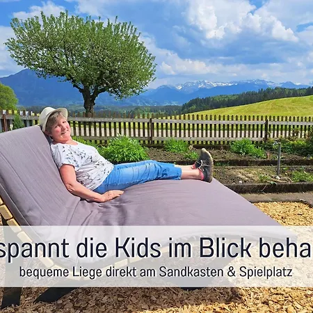 Eger - Entspannter Urlaub Mit Baby & Kleinkind - Wahlweise Modern Oder Guenstige Fewos - Ruhig Am Ende Der Strasse - Kaelbchen Fuettern - Traktor Fahren - Freie Fahrt Mit Den Hoernerbahnen In Sommersaison - E-ladestation - E-bike Verlei Apartment Immenstadt im Allgaeu