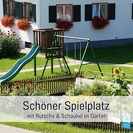 Apartment Eger - Entspannter Urlaub Mit Baby & Kleinkind - Wahlweise Modern Oder Guenstige Fewos - Ruhig Am Ende Der Strasse - Kaelbchen Fuettern - Traktor Fahren - Freie Fahrt Mit Den Hoernerbahnen In Sommersaison - E-ladestation - E-bike Verlei