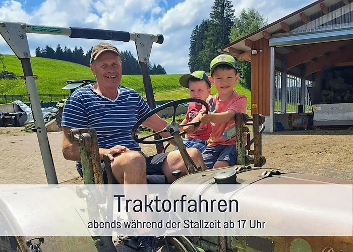 דירה Eger - Entspannter Urlaub Mit Baby & Kleinkind - Wahlweise Modern Oder Guenstige Fewos - Ruhig Am Ende Der Strasse - Kaelbchen Fuettern - Traktor Fahren - Freie Fahrt Mit Den Hoernerbahnen In Sommersaison - E-ladestation - E-bike Verlei